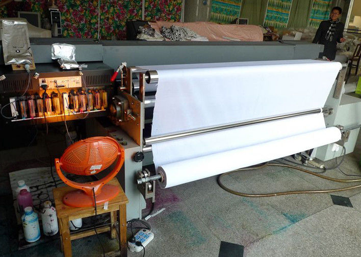 Macchina di stampa a getto di inchiostro del tessuto di Digital, attrezzatura industriale della stampante di cinghia del tessuto per tessuto